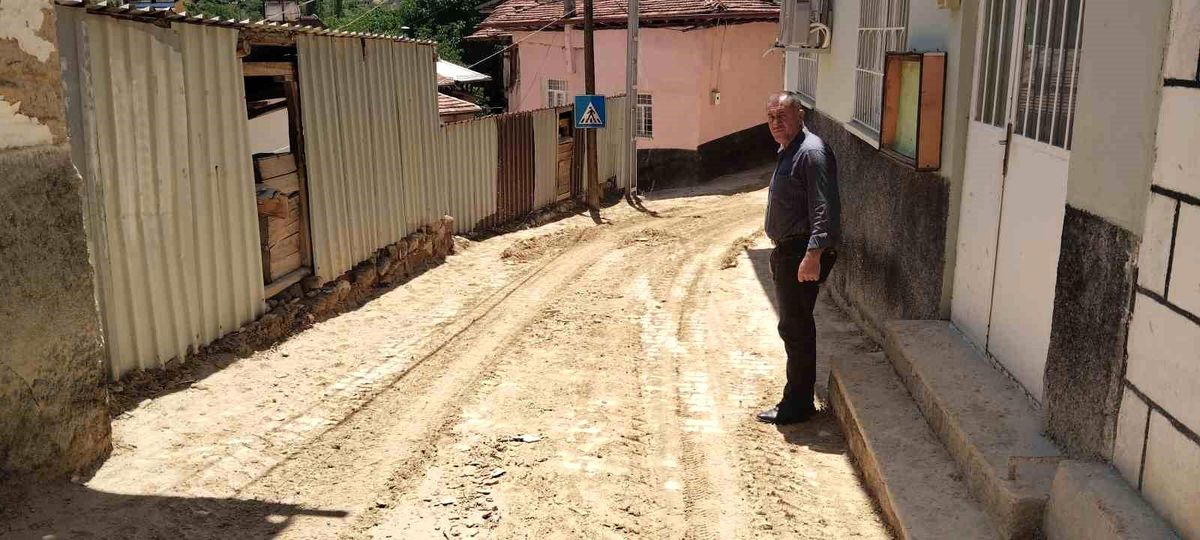 Divriği’de Sel Felaketi: Tarım Arazileri Zarar Gördü