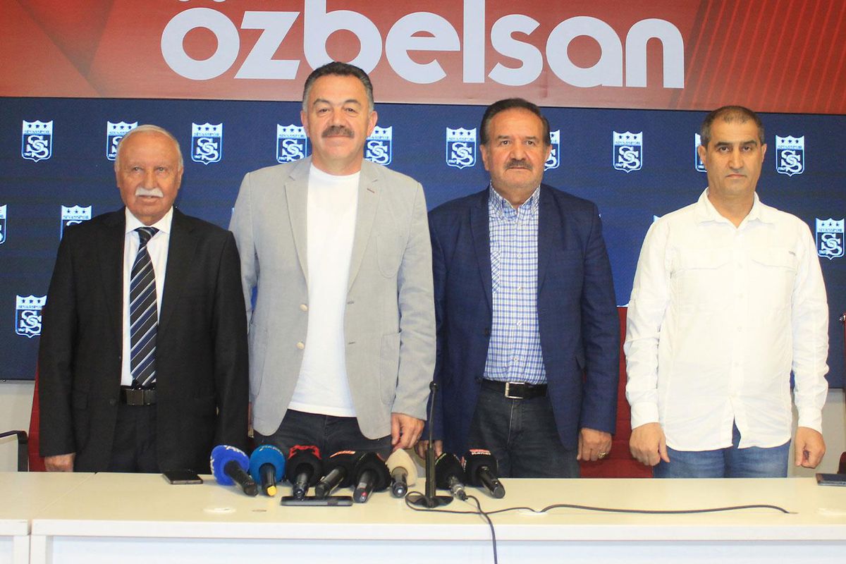 Sivasspor’da başkan adayı bulunamadı: Kongre ertelendi