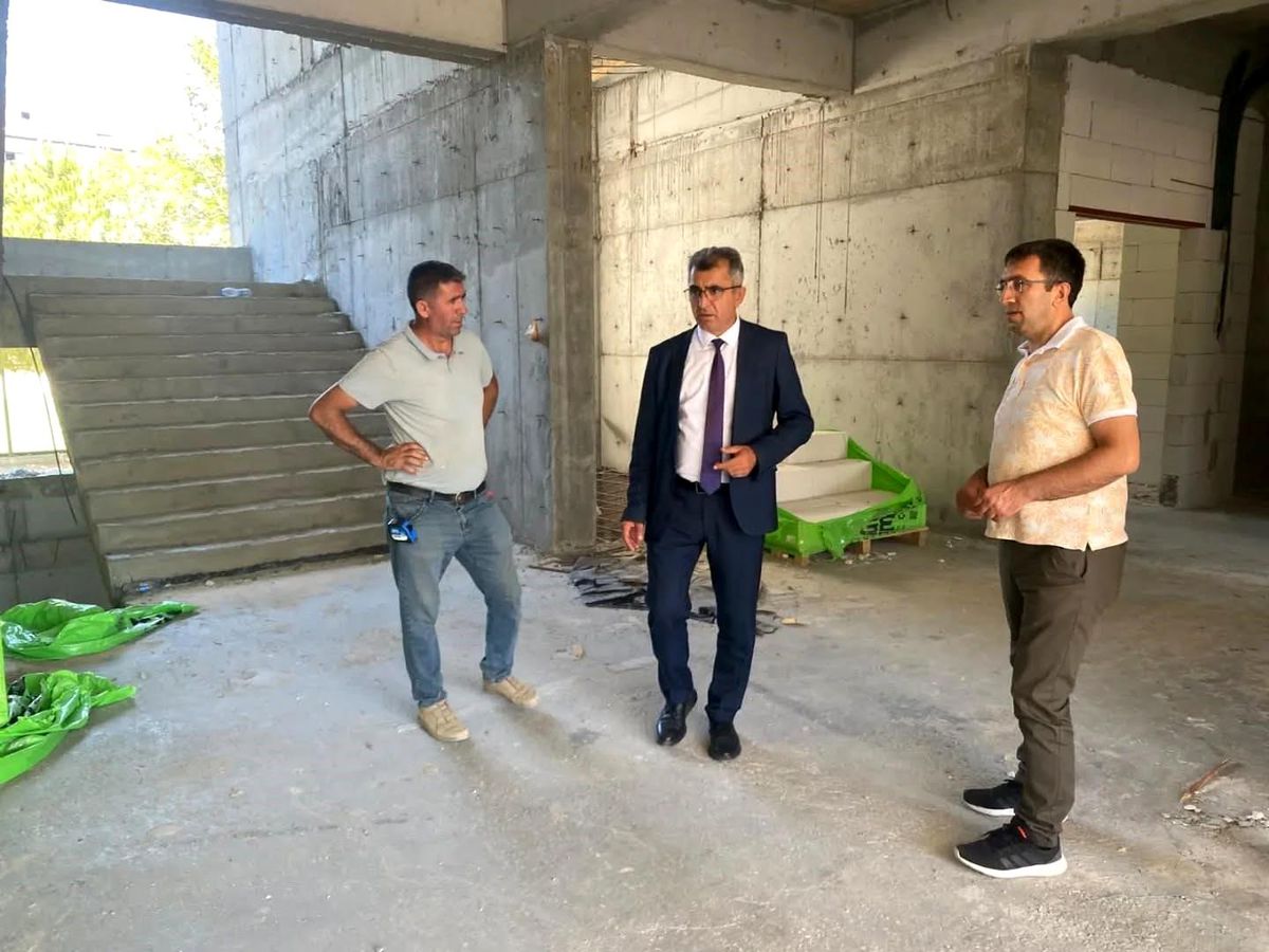Söke’de Atatürk Ortaokulu İnşaatında Sona Yaklaşıldı