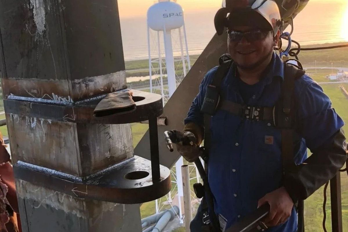SpaceX’in halka arzı sonrası şirketin eski kaynakçısı bir gecede milyoner oldu