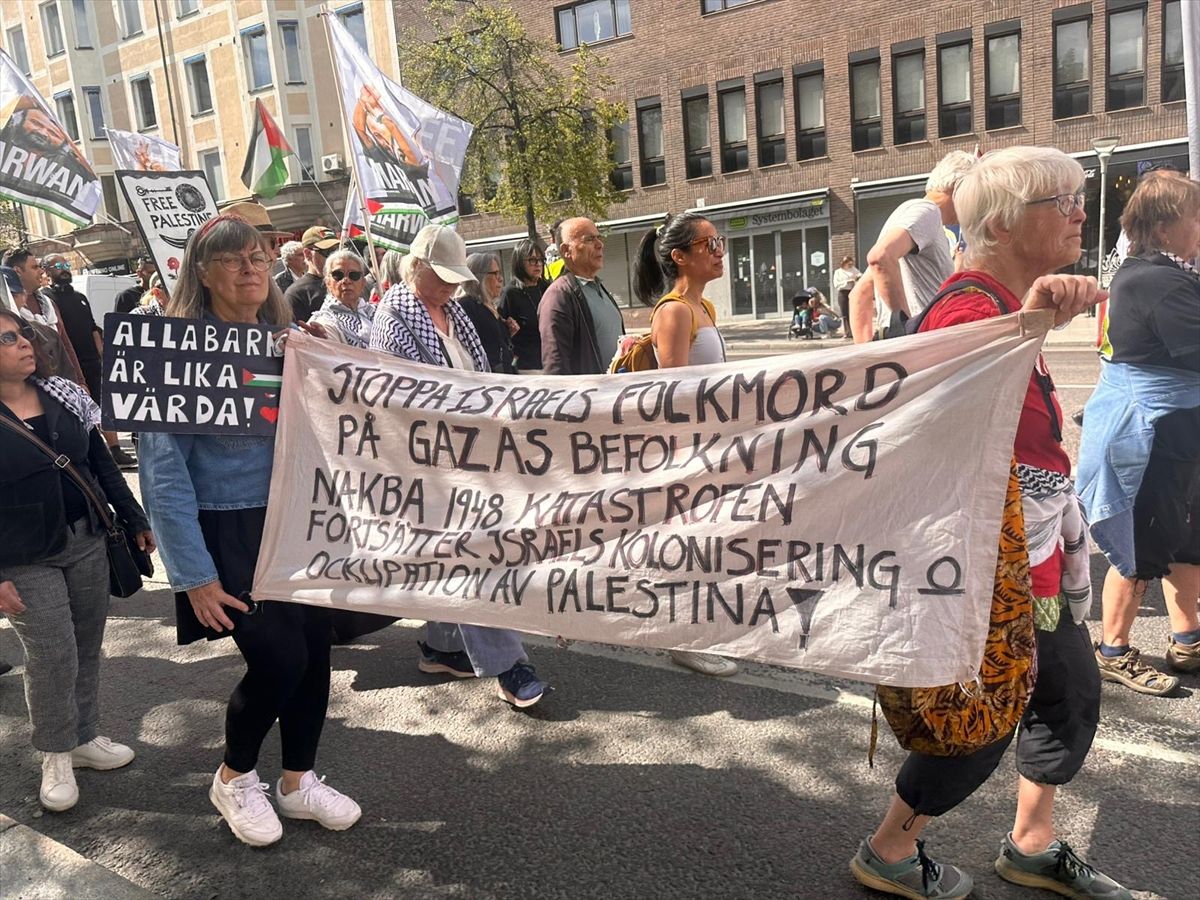 Stockholm’de Filistin ve Lübnan İçin Gösteri
