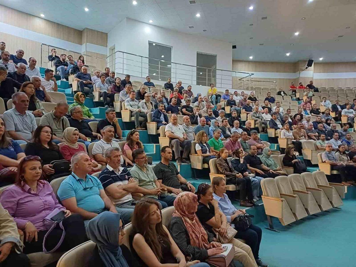 Eğitimde Liderlik ve Yönetici Geliştirme Semineri
