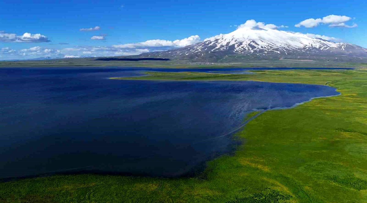 Cil Gölü’nün Eşsiz Manzarası Havadan Görüntülendi