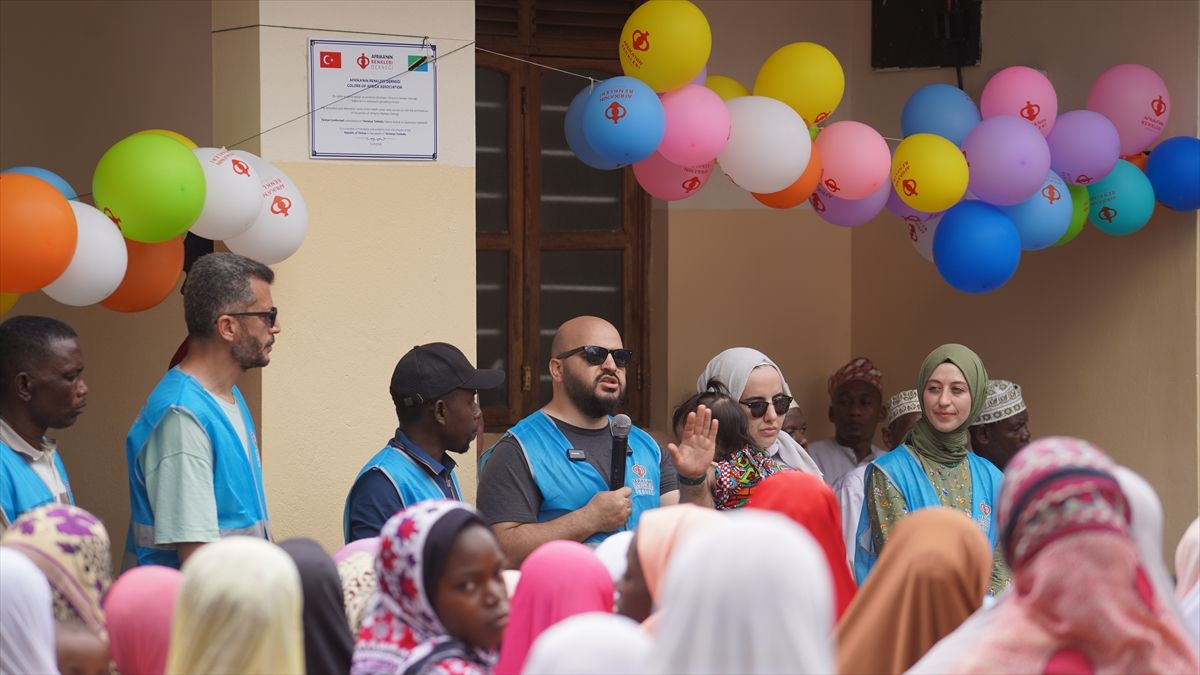 Zanzibar’da Sağlık Ocağı ve Medrese Yenilendi