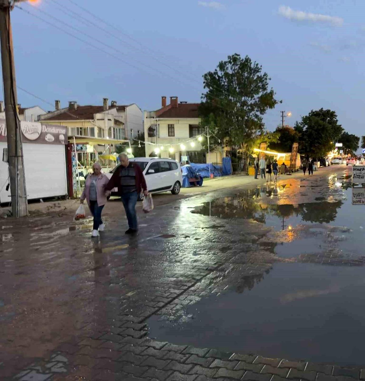 Enez Sahilinde Su Birikintisi Tepkisi