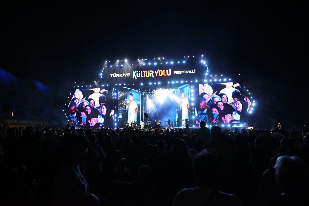Resul Dindar, Trabzon Festivali’nde Coşturdu