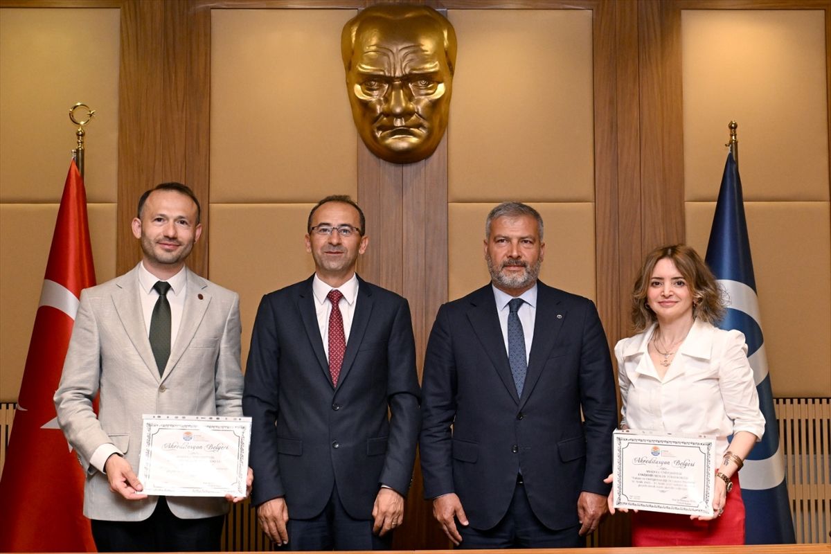 Anadolu Üniversitesi’ne TURAK Akreditasyonu