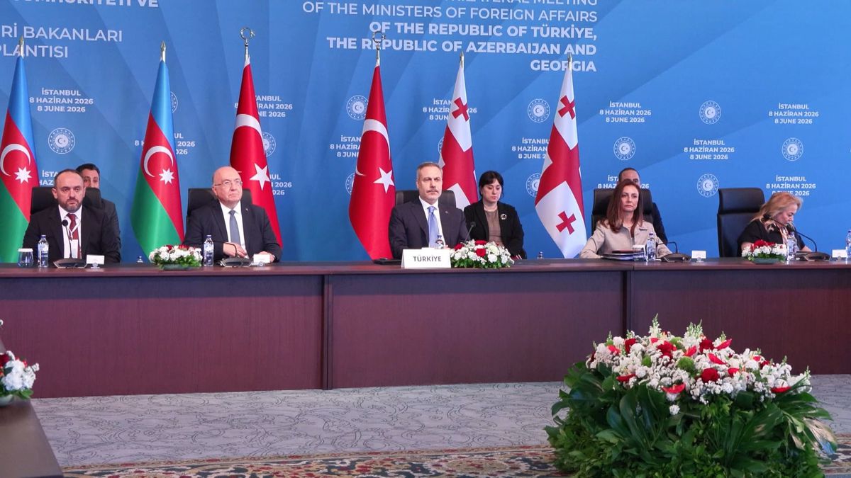 Türkiye-Azerbaycan-Gürcistan Üçlü Toplantısı İstanbul’da