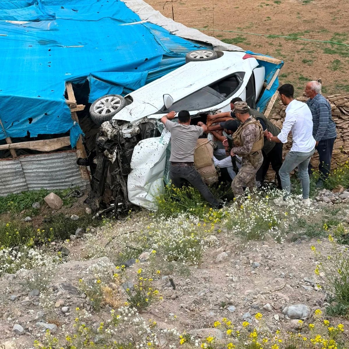 Tuzluca-Iğdır Karayolunda Kaza: 2 Yaralı