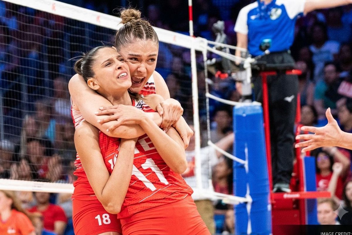 VakıfBank Voleybol Takımı, Derya Cebecioğlu’na veda etti
