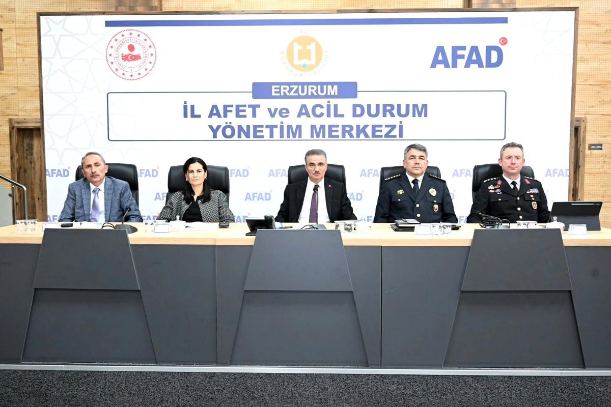 Vali Baruş’tan sahipsiz sokak hayvanları için ‘Zamanında Müdahale’ vurgusu