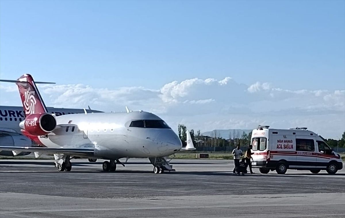 Van ve Muş’tan 2 Bebek İstanbul’a Sevk Edildi