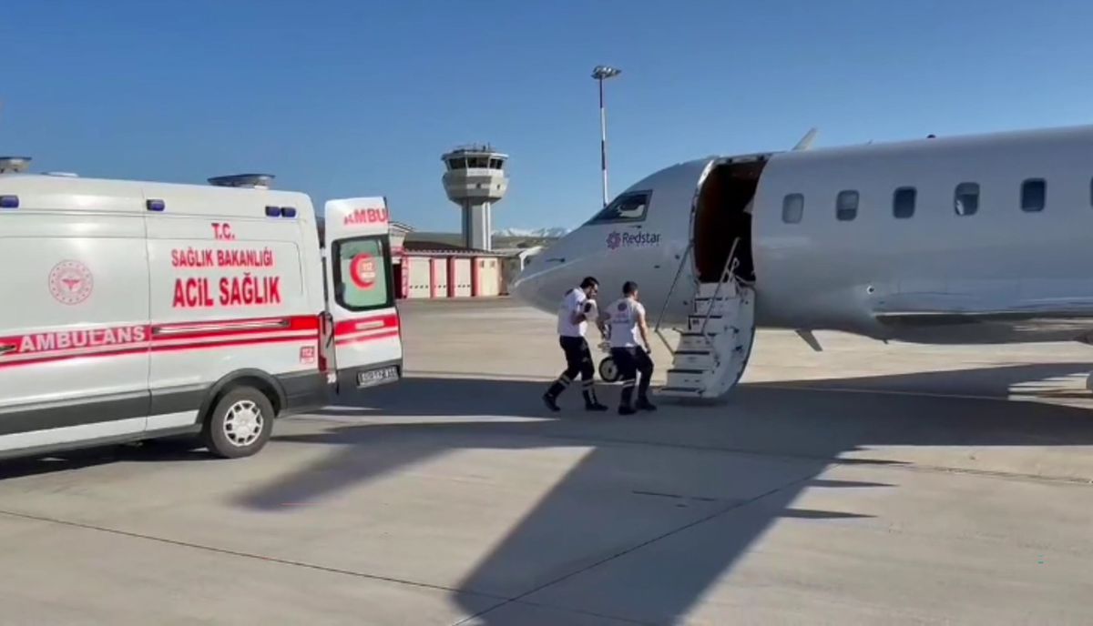 İki Bebek Acil Olarak İstanbul’a Sevk Edildi