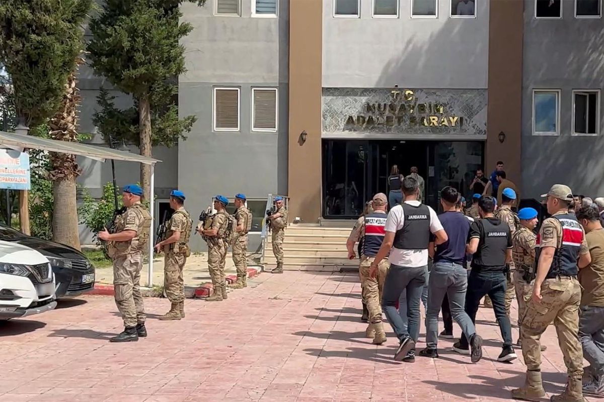 Mardin merkezli 15 ilde yasa dışı bahis operasyonu: 32 gözaltı