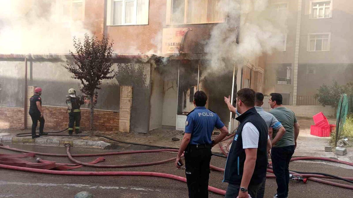 Karamürsel’de Yangın: Dozerle Müdahale