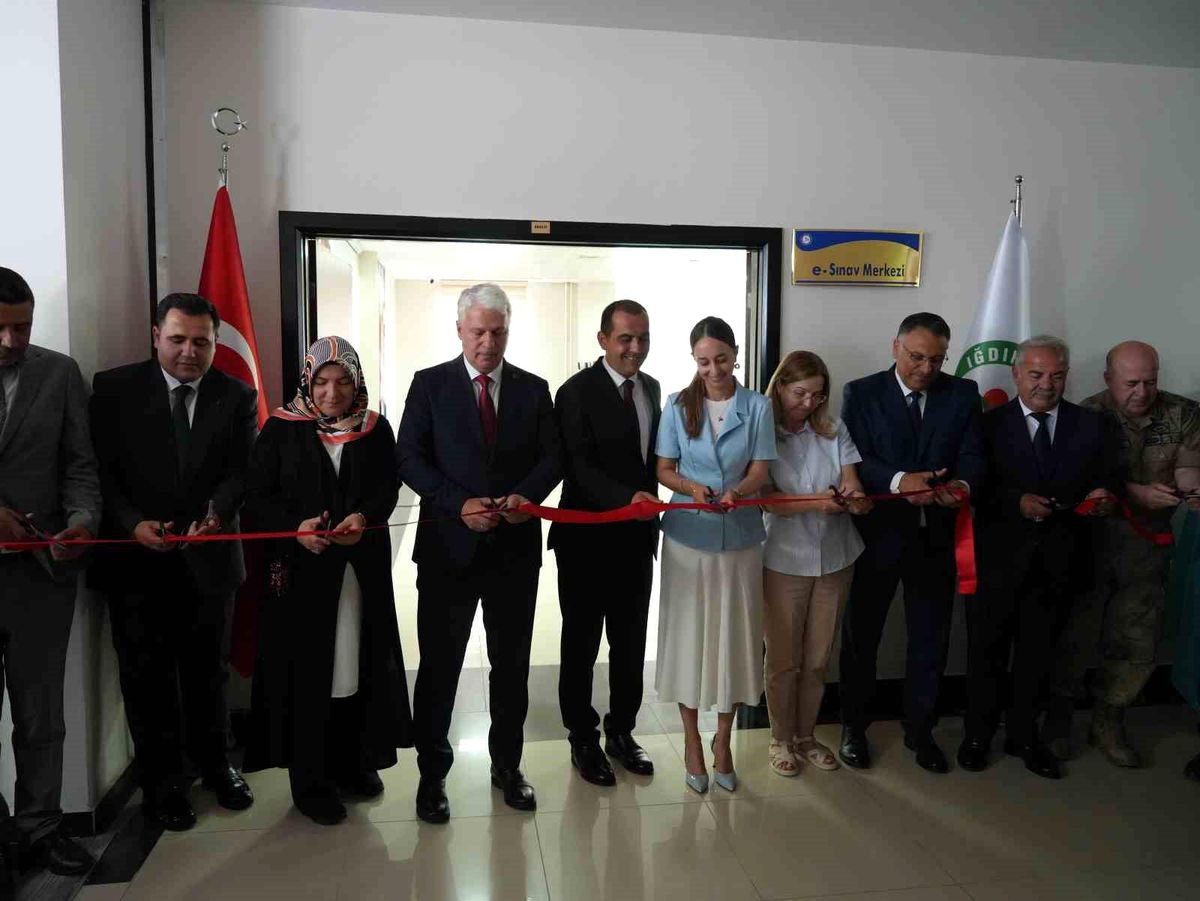 Iğdır’da Sivil Havacılık e-Sınav Merkezi Açıldı