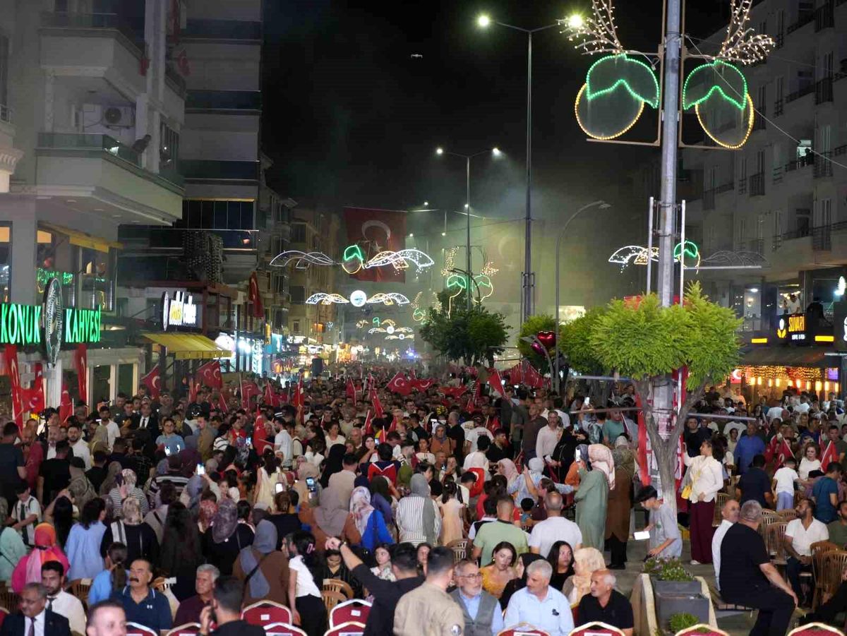 Iğdır’da 15 Temmuz Demokrasi ve Milli Birlik Günü Coşkuyla Kutlandı