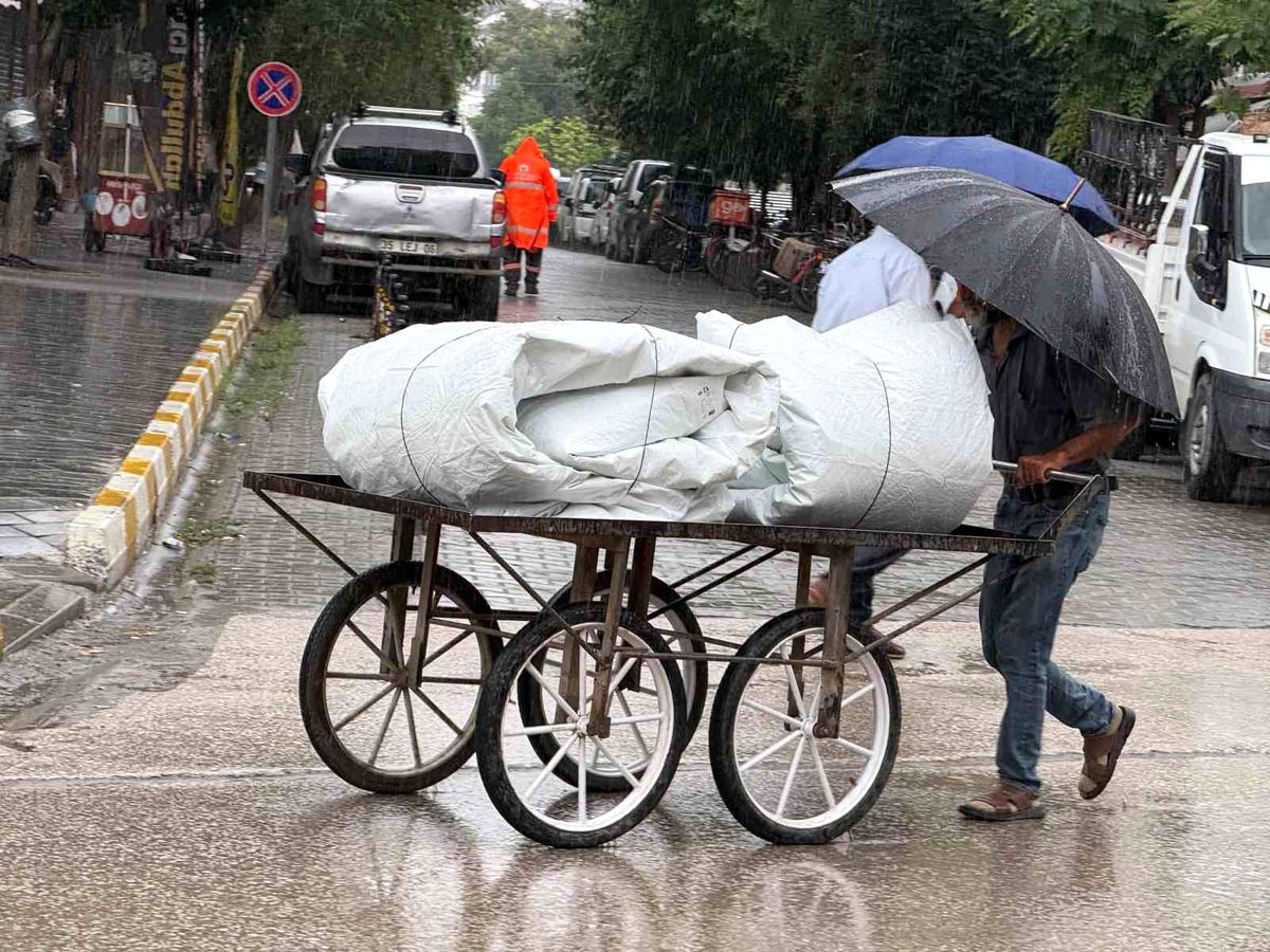 Iğdır’da Sağanak Yağış Hayatı Olumsuz Etkiledi