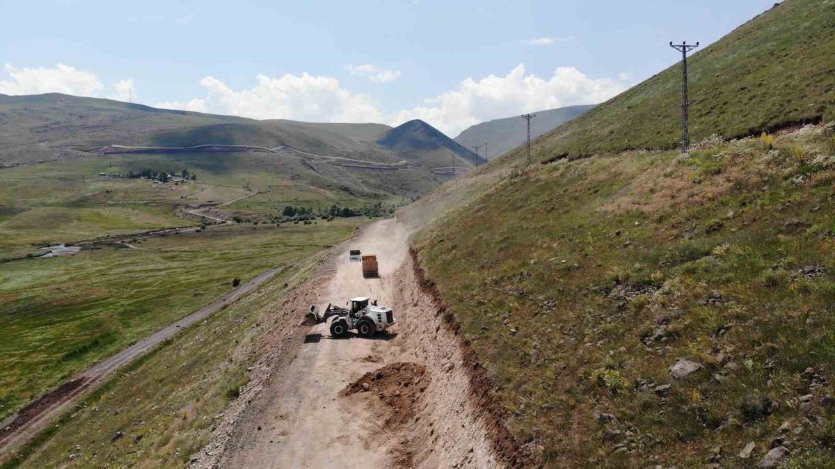 Iğdır’da Yol Genişletme Çalışmaları