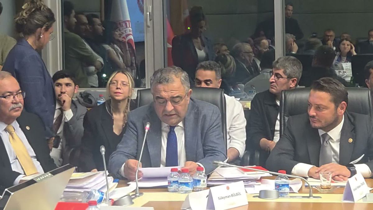 “Çerçeve Yasa” teklifi Adalet Komisyonu’nda… YENİ Partili Tanrıkulu: Bir insana ‘Silahını bırak, ülkene dön, siyasal ve toplumsal hayata katıl’ diyorsanız, o insan kapıdan içeri girdiğinde başına ne geleceğini bilmelidir