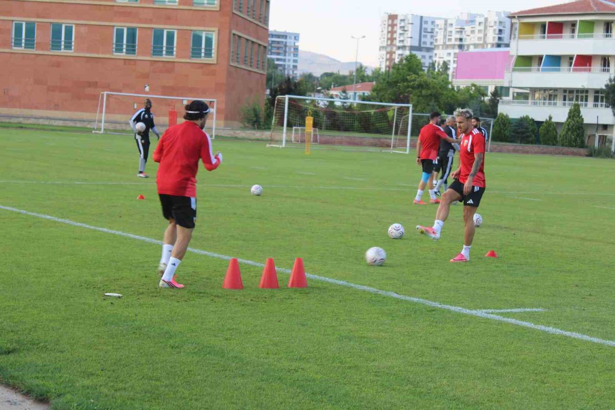 Kayserispor Iğdır FK Maçına Hazırlanıyor
