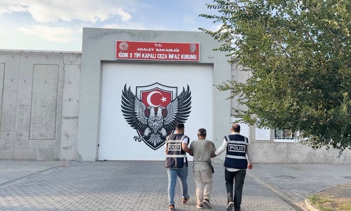 Iğdır’da hırsızlık hükümlüsü S.O., saklandığı Melekli’deki iş yerinde yakalanıp tutuklandı