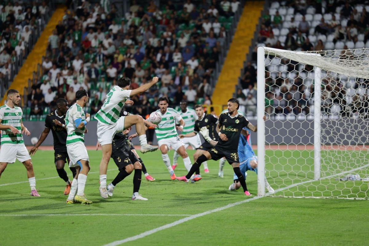 Muğlaspor sahasında Iğdır FK ile 2-2 berabere kalırken, Mago ve Uzunoğlu gol attı
