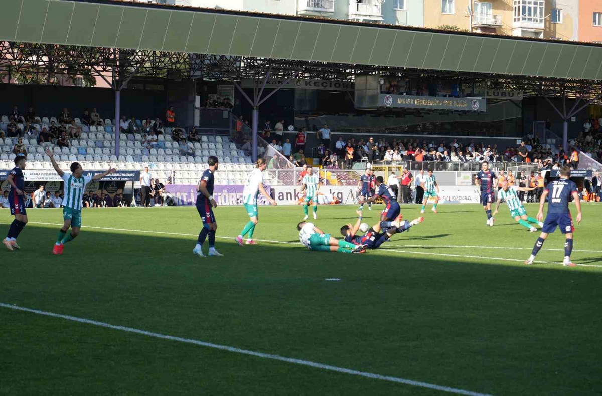 Iğdır FK, Mardin 1969 Spor’u Alim Öztürk’ün golüyle 1-0 yendi