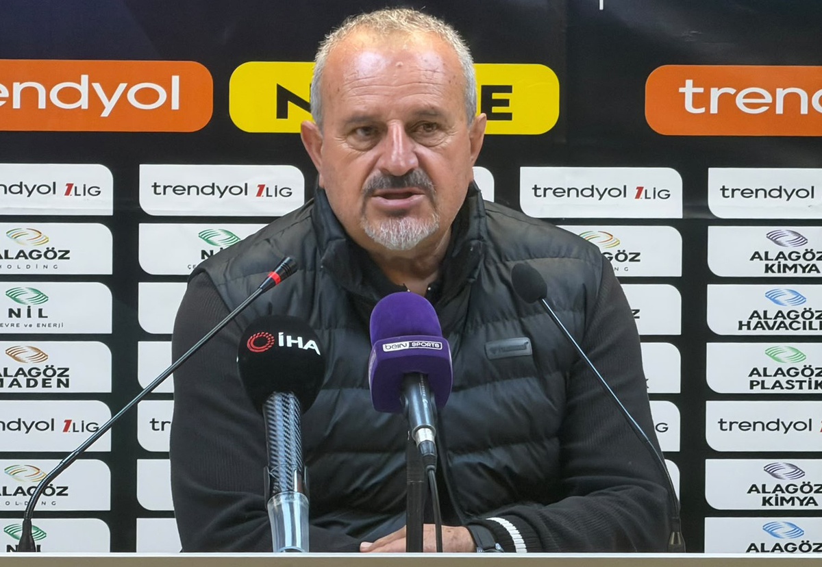 Münir Yıldırım, Boluspor’un Iğdır FK’ya 1-0 yenildiği maçta hakem kararlarını eleştirdi