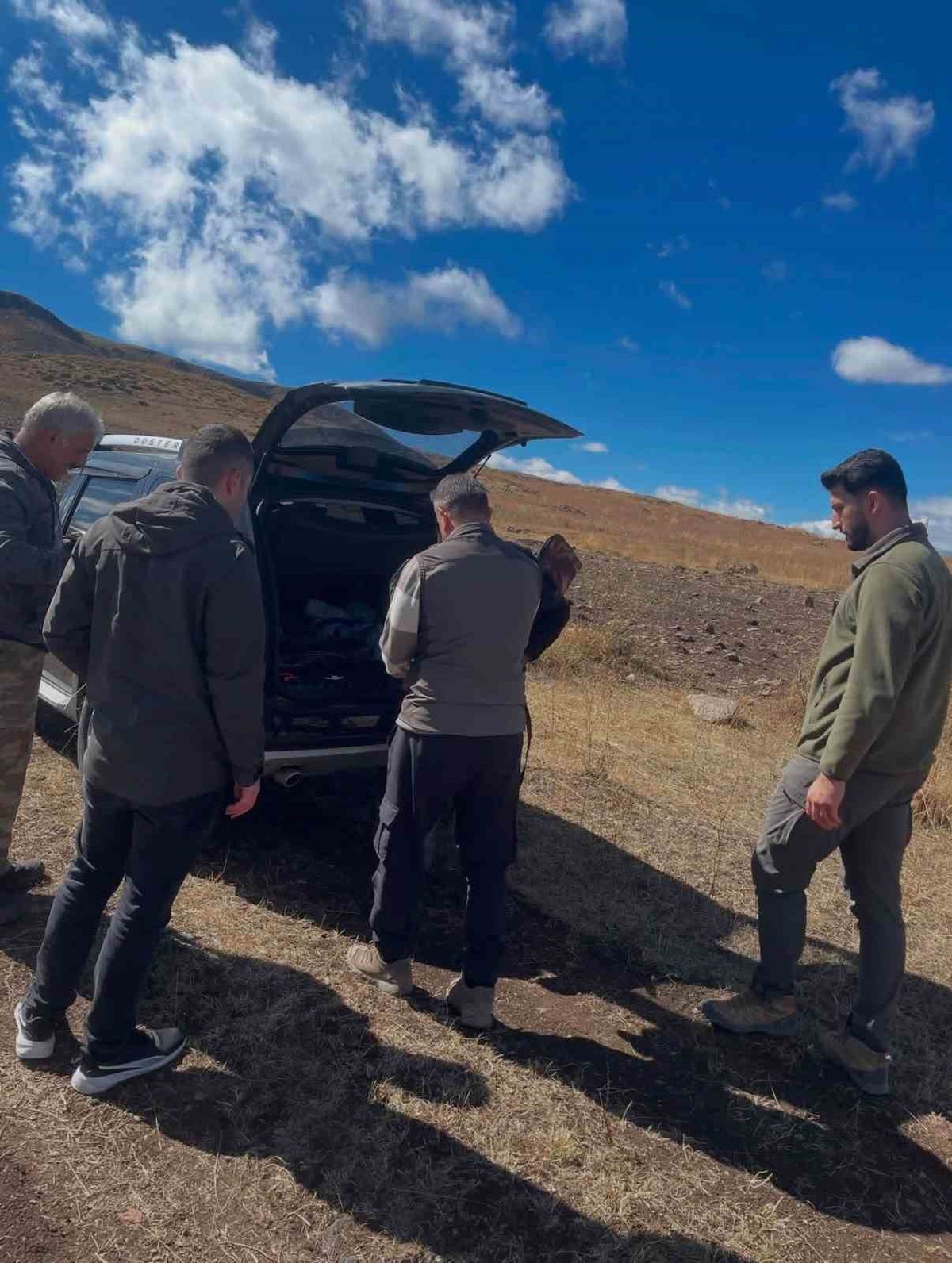 Iğdır’da av sezonu denetimleri sürerken yasal avcılara teşekkür edildi