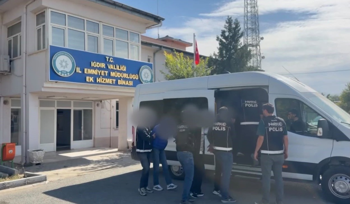 Iğdır’da otobüs kargosunda 592 gram uyuşturucu ele geçirildi, 5 kişi tutuklandı