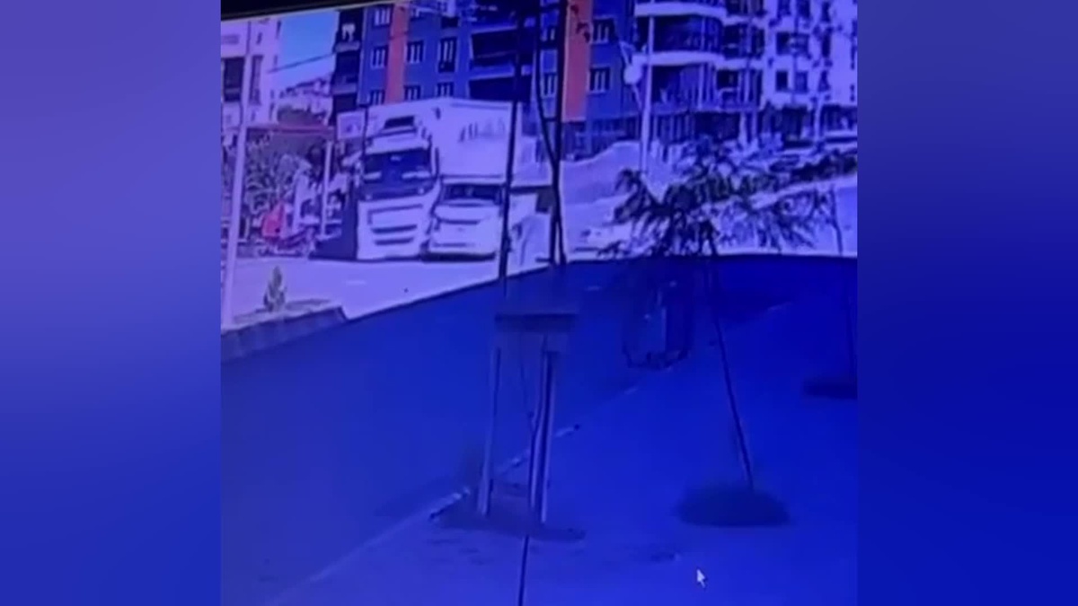 Iğdır’da TIR sürücüsü trafik tartışması sonrası kamyoneti sürükledi, gözaltına alındı