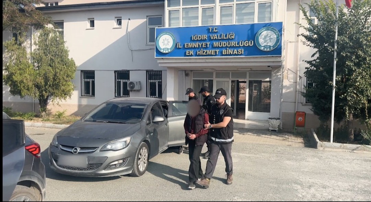 Iğdır’da kümeste metamfetamin ve esrar ele geçirildi, 3 şüpheli tutuklandı