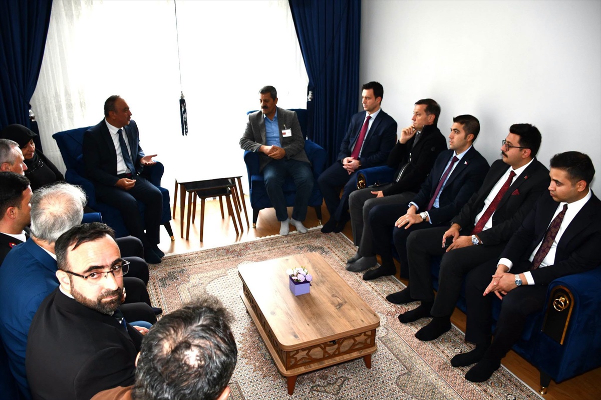 Tekirdağ Valisi Soytürk’ten, şehit ailesine ziyaret